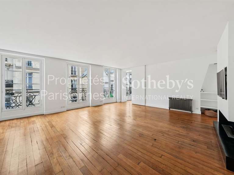 Appartement Paris 2e - 2 chambres - 118m²