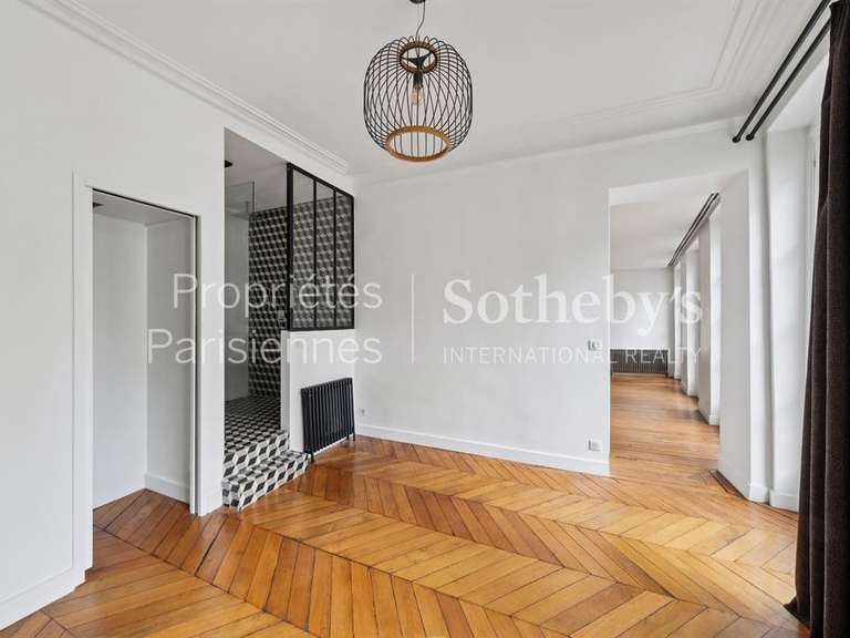 Appartement Paris 2e - 2 chambres - 118m²