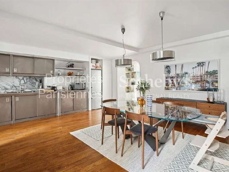 Appartement Paris 2e - 2 chambres - 118m²