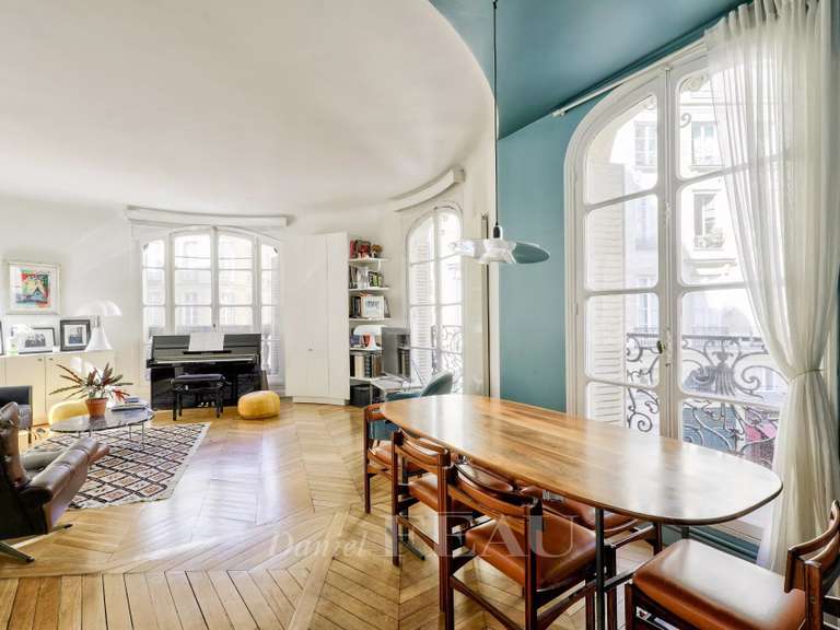 Appartement Paris 2e - 3 chambres - 111m²
