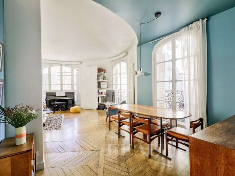 Appartement Paris 2e - 3 chambres - 111m²