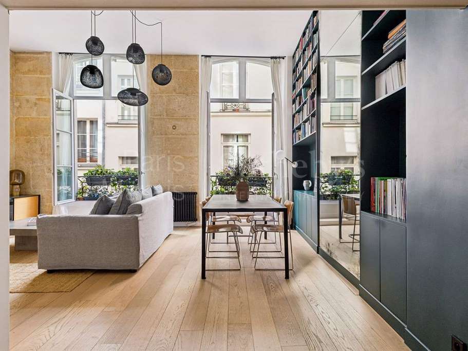 Apartment Paris 2e