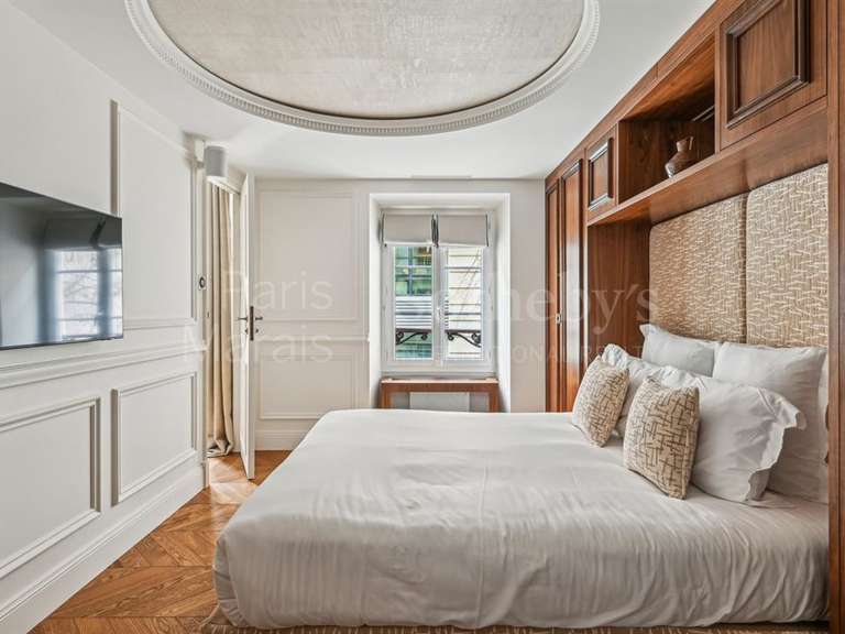 Appartement Paris 2e - 2 chambres - 69m²