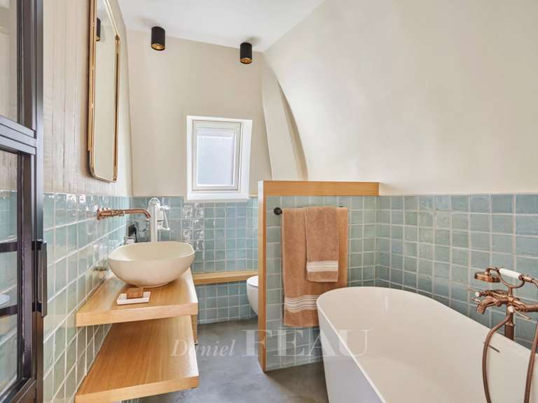 Appartement Paris 2e - 2 chambres - 92m²