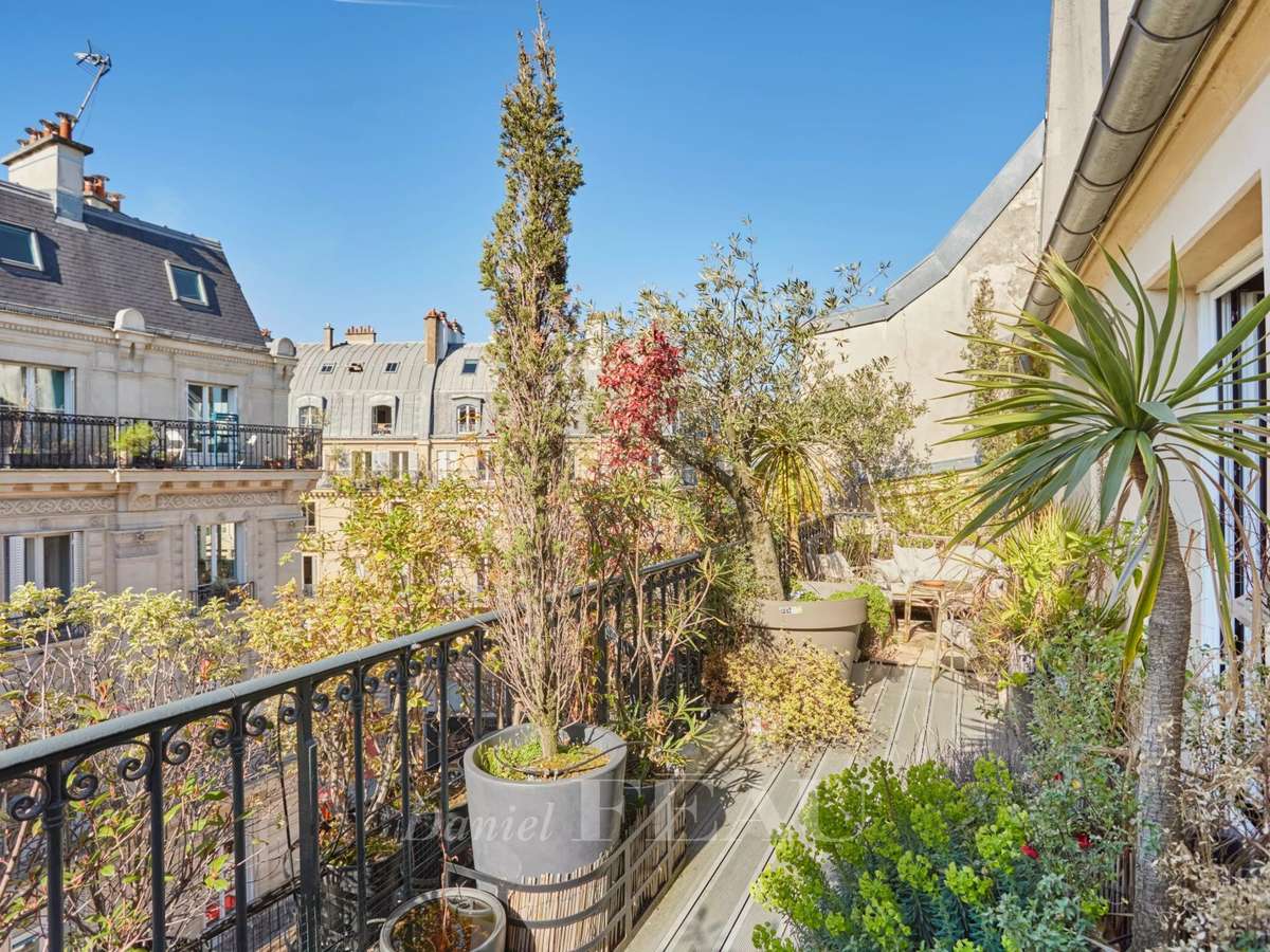 Appartement Paris 2e