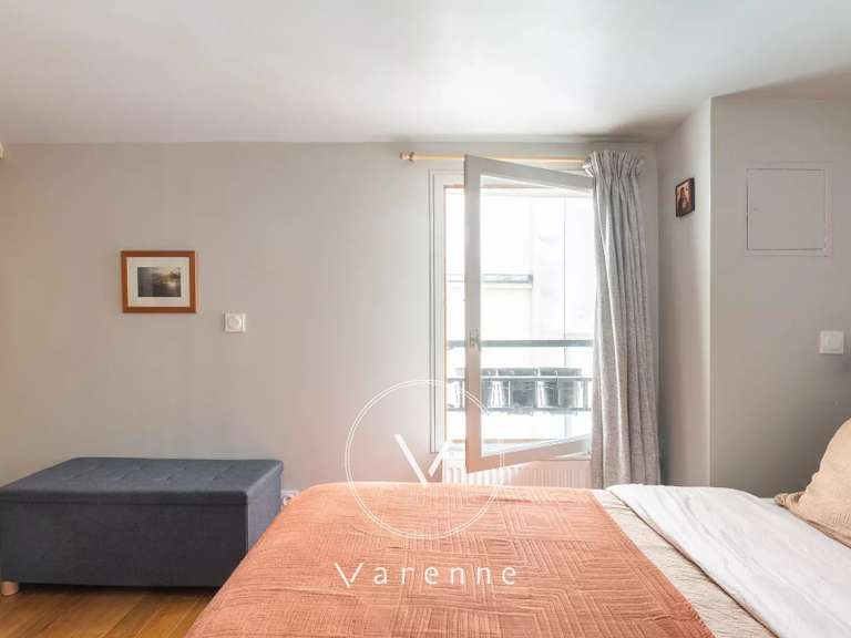 Appartement Paris 2e - 1 chambre - 71m²