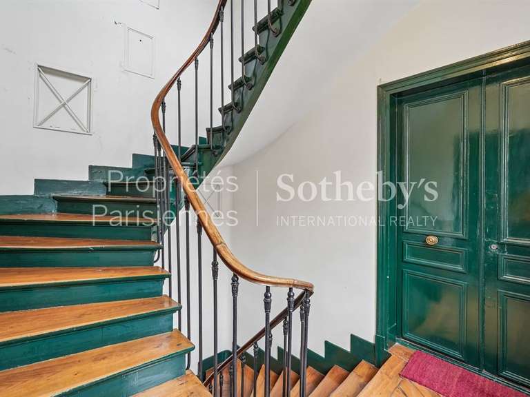 Appartement Paris 2e - 2 chambres - 75m²