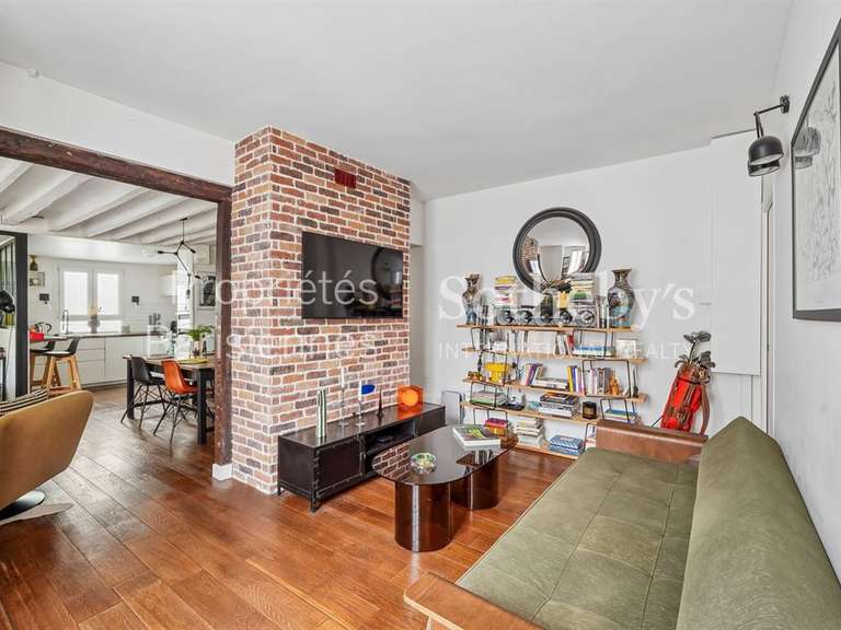 Appartement Paris 2e - 2 chambres - 75m²