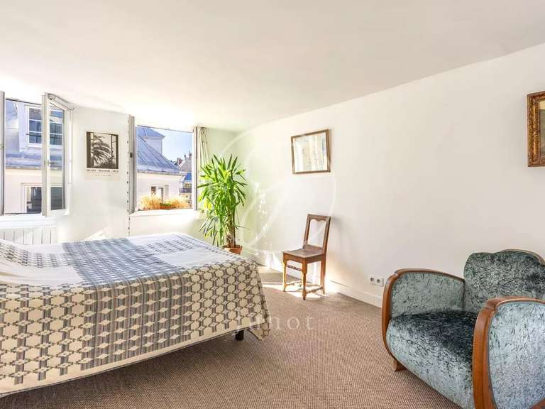 Appartement Paris 2e - 2 chambres - 96m²