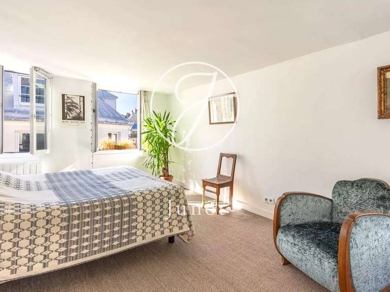 Appartement Paris 2e - 2 chambres - 96m²