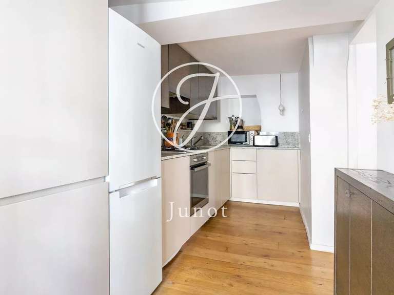 Appartement Paris 2e - 2 chambres - 96m²