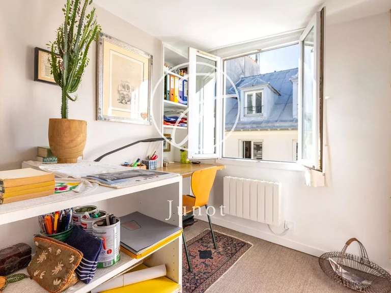 Appartement Paris 2e - 2 chambres - 96m²