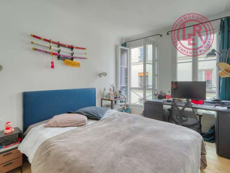 Appartement Paris 2e - 3 chambres - 107m²