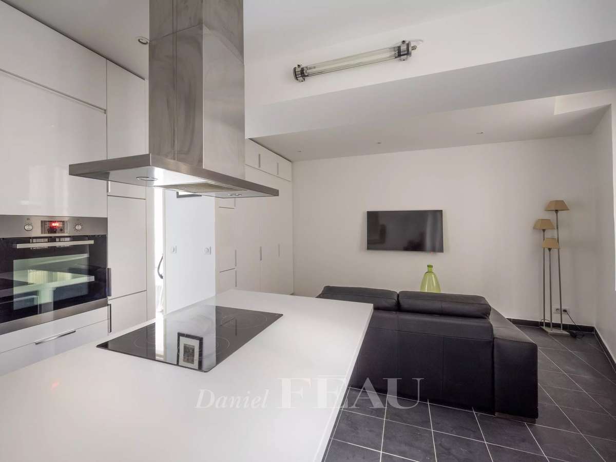Apartment Paris 2e