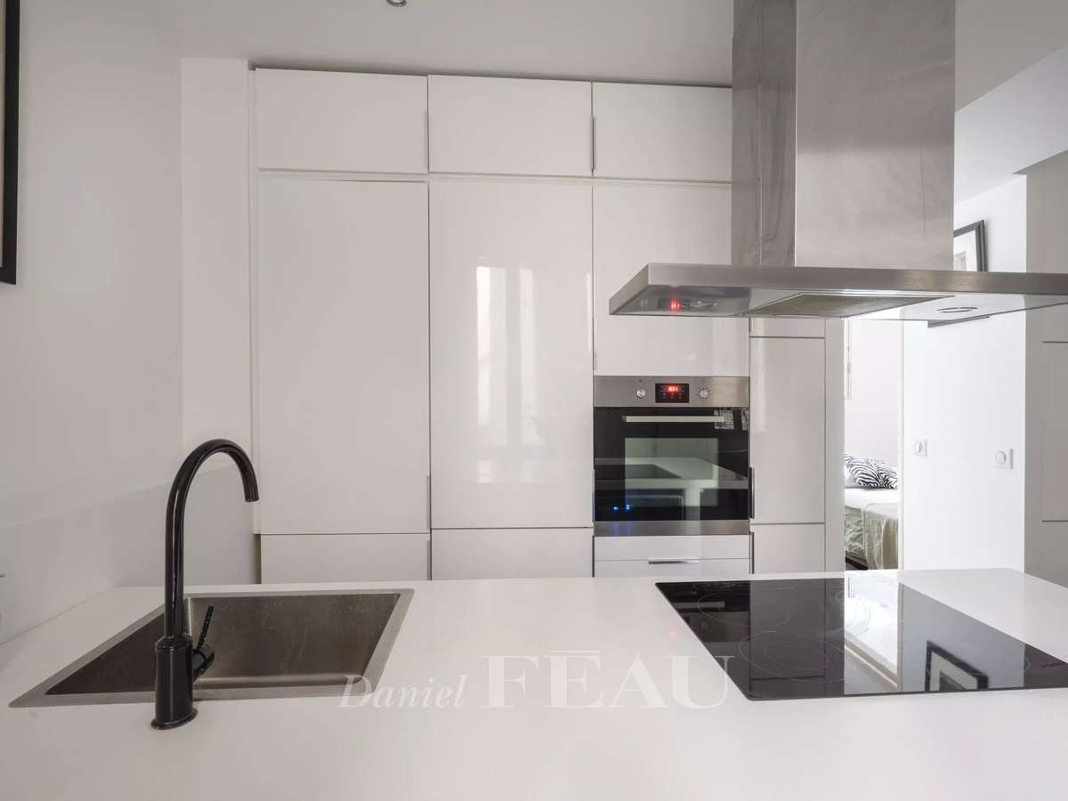 Apartment Paris 2e
