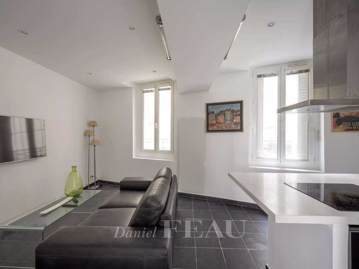 Apartment Paris 2e