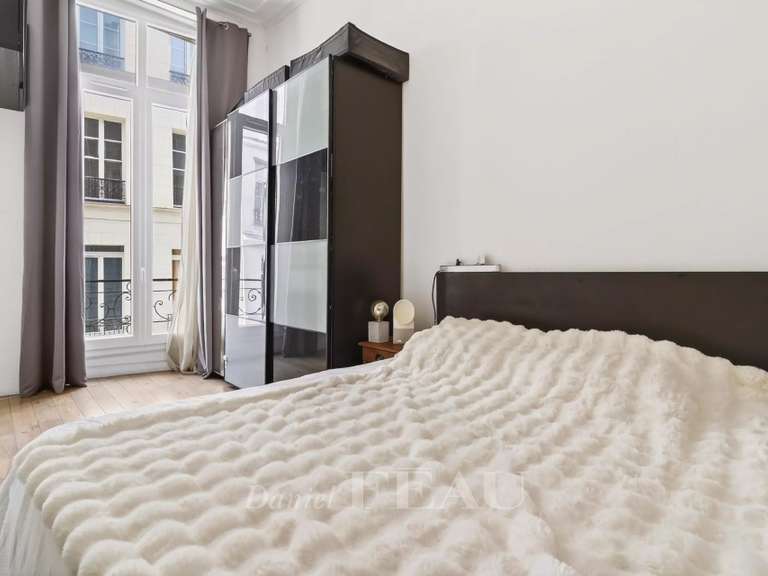 Appartement Paris 2e - 1 chambre - 43m²