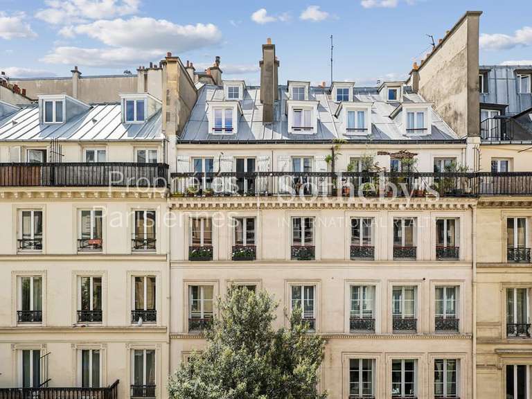 Appartement Paris 2e - 2 chambres - 98m²