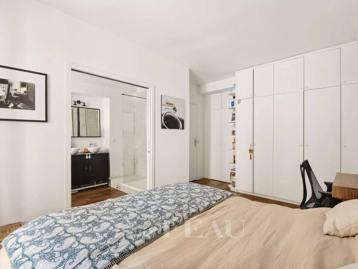 Apartment Paris 2e