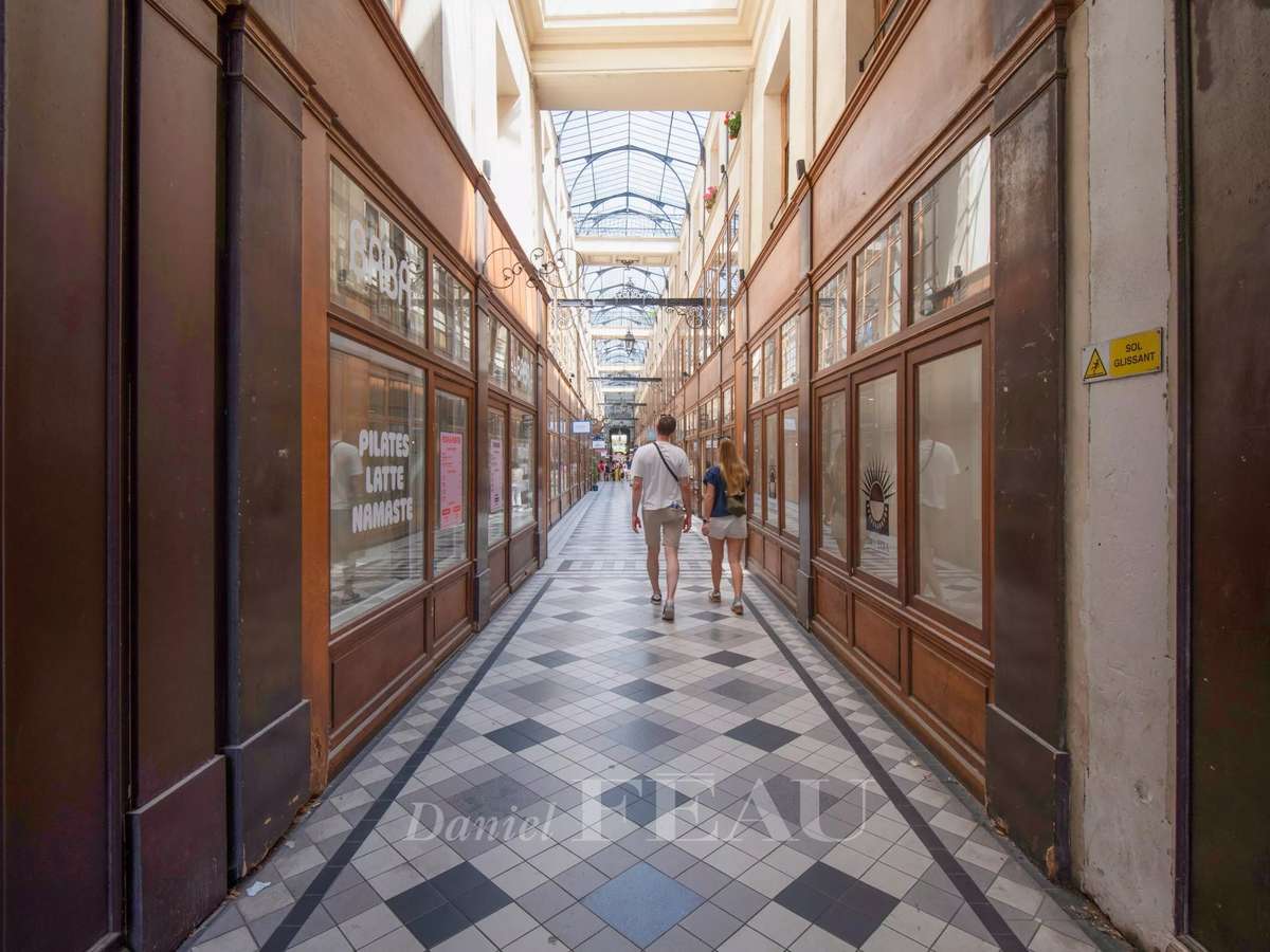 Apartment Paris 2e