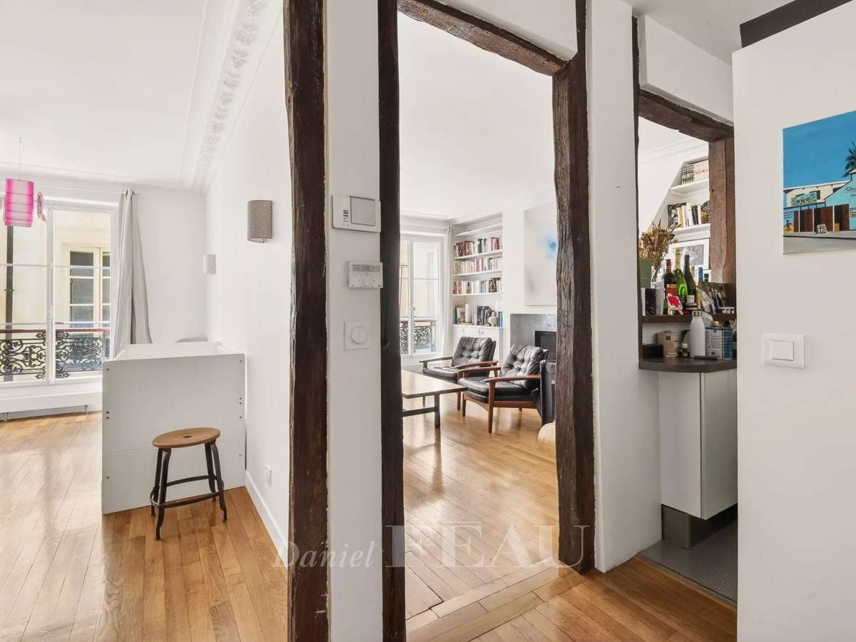 Apartment Paris 2e