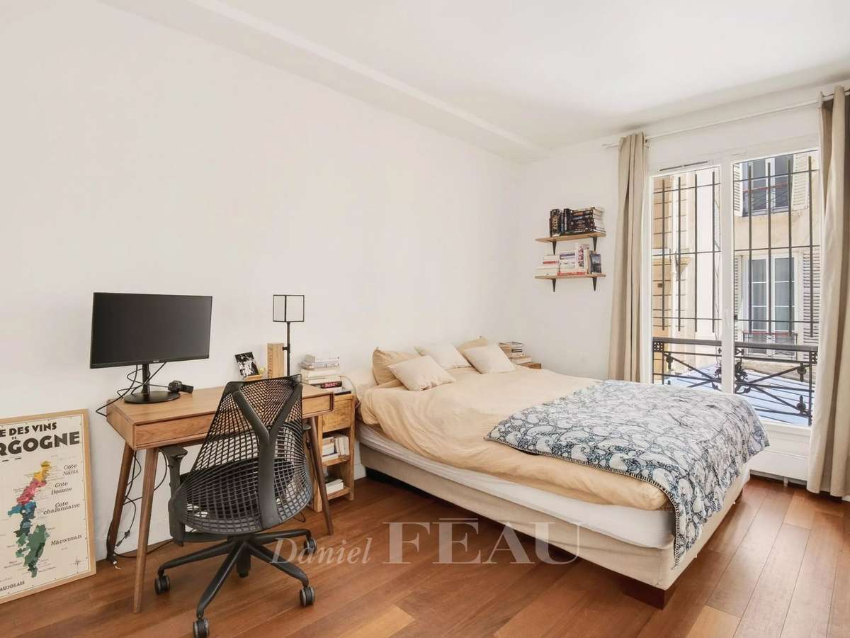 Apartment Paris 2e