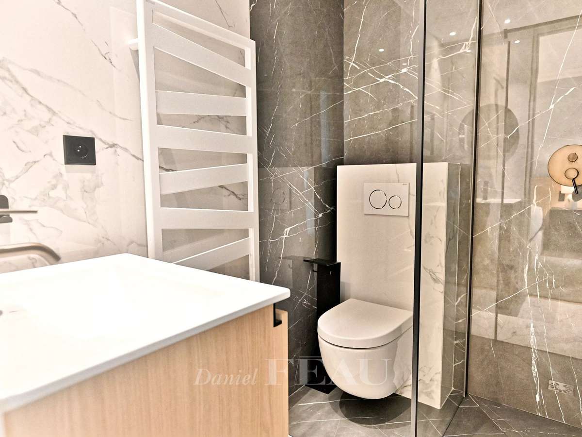 Apartment Paris 2e