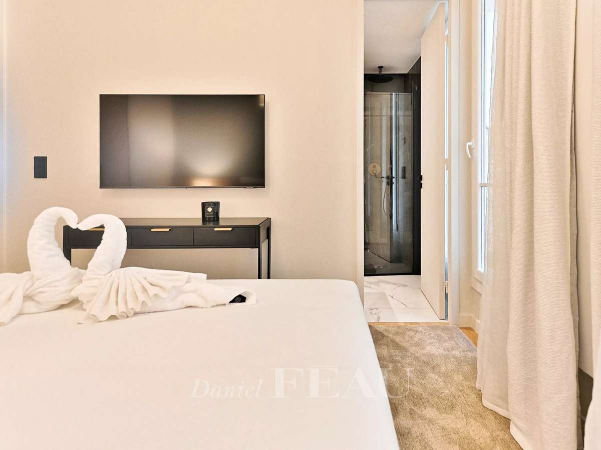 Apartment Paris 2e