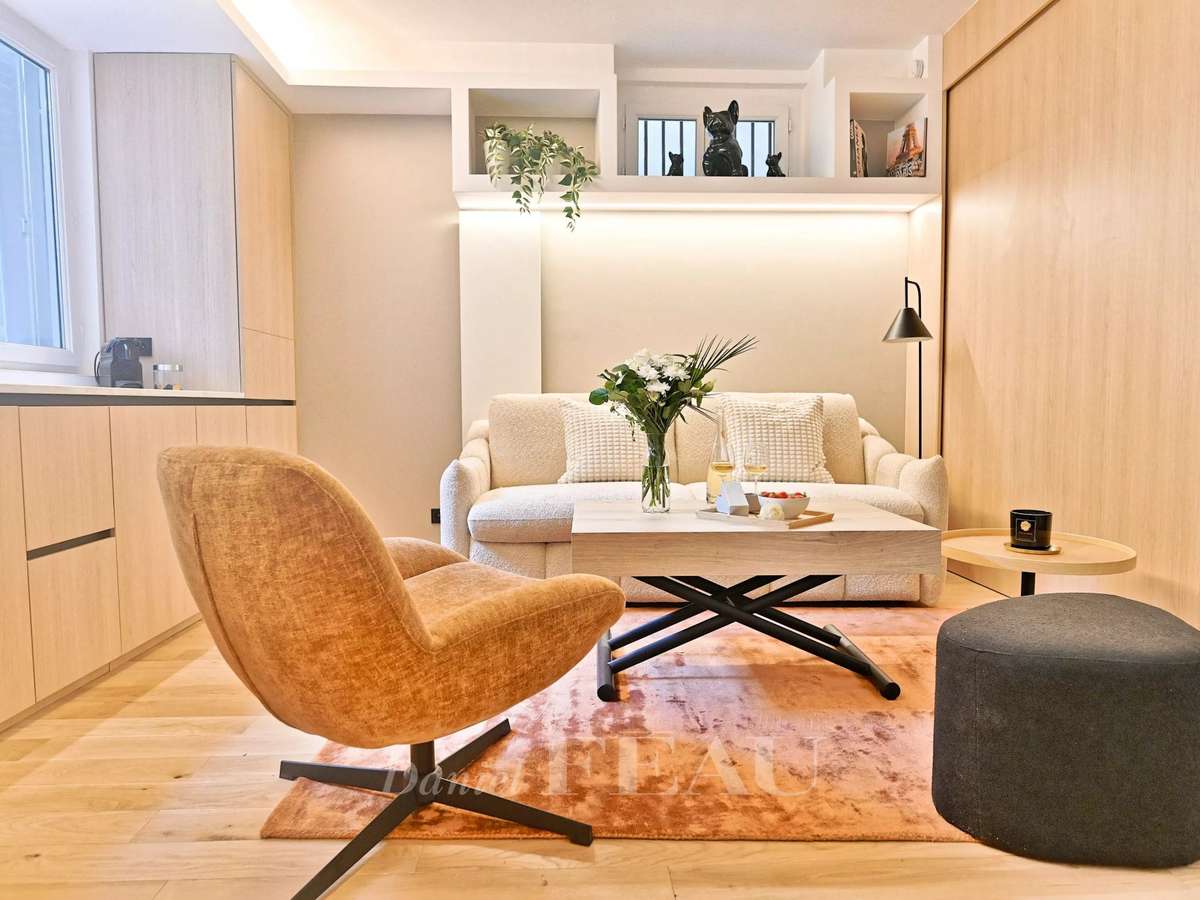 Apartment Paris 2e