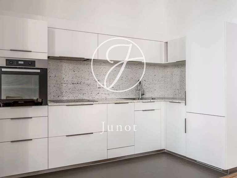 Appartement Paris 2e - 1 chambre - 83m²
