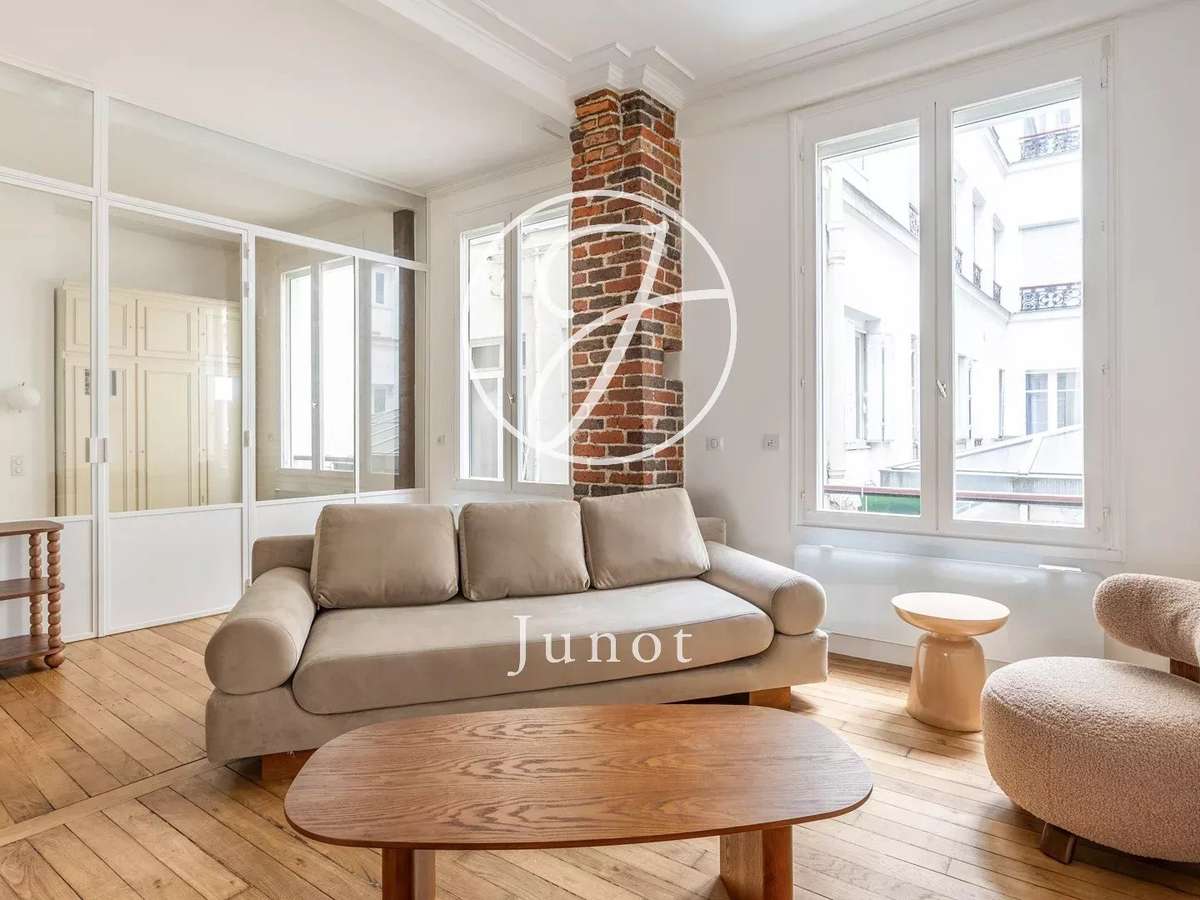 Apartment Paris 2e
