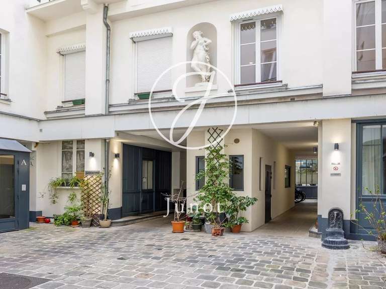 Appartement Paris 2e - 1 chambre - 83m²