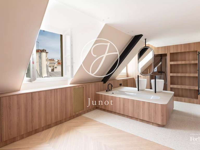 Appartement Paris 2e - 2 chambres - 84m²