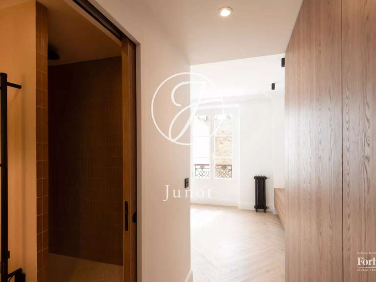 Appartement Paris 2e - 2 chambres - 84m²