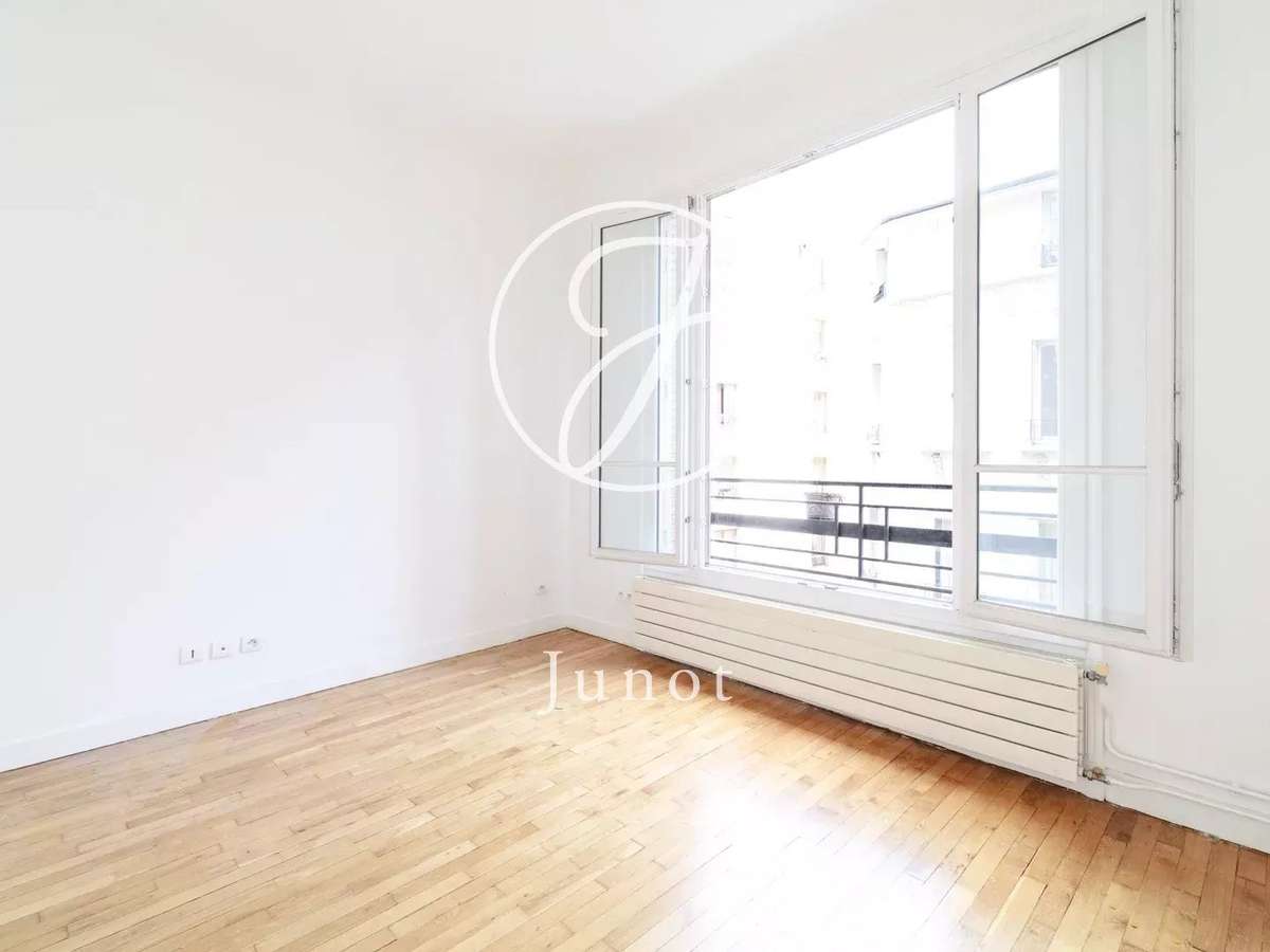 Apartment Paris 2e