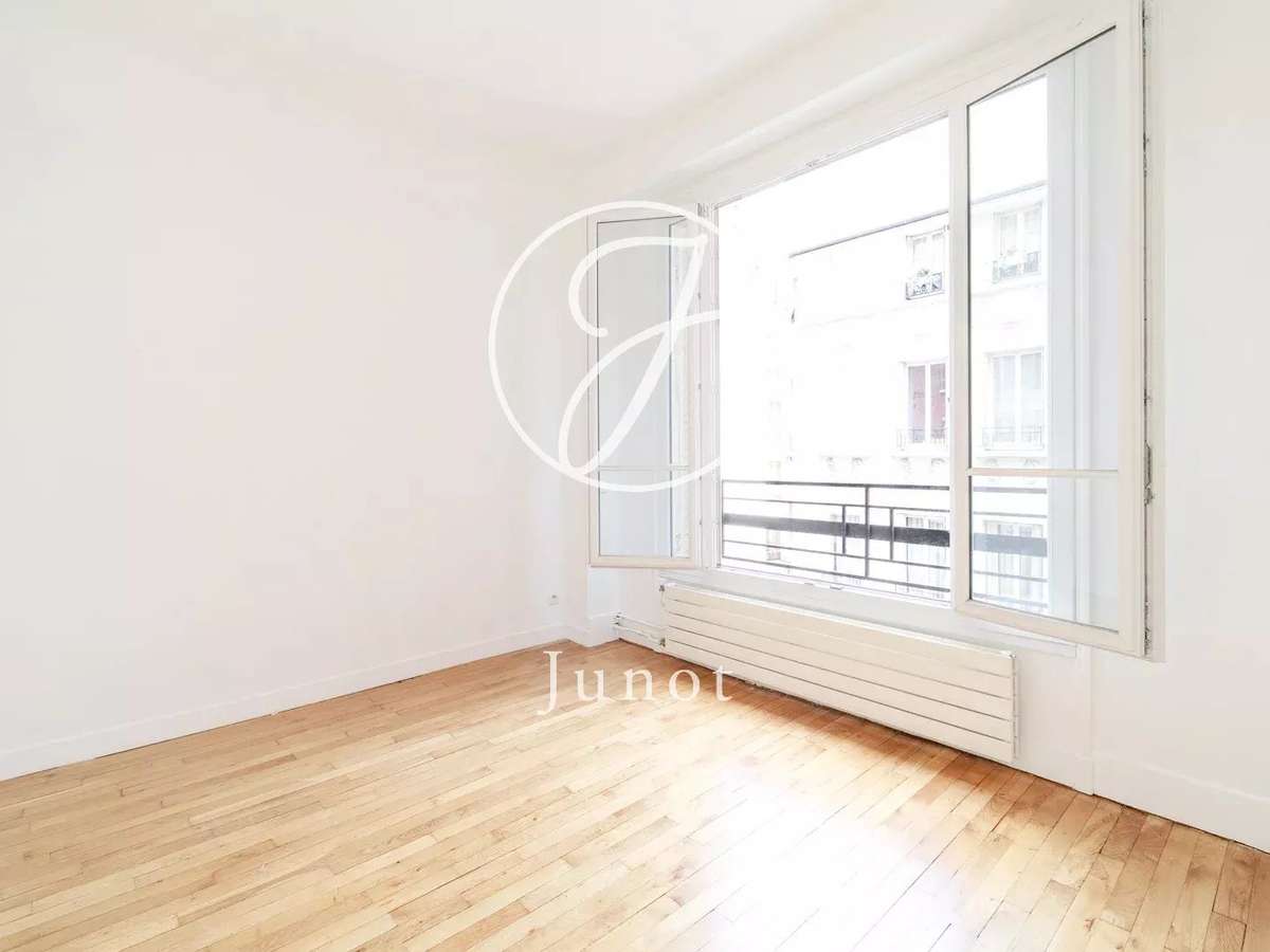 Apartment Paris 2e