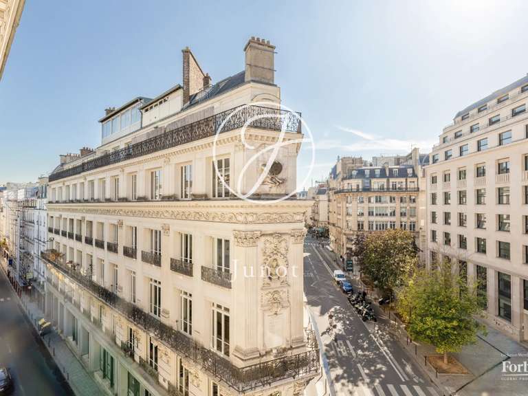 Appartement Paris 2e - 3 chambres - 100m²