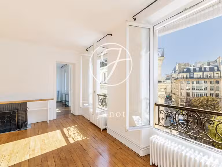 Appartement Paris 2e - 3 chambres - 100m²