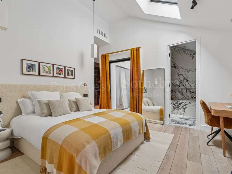 Appartement Paris 2e - 3 chambres - 370m²