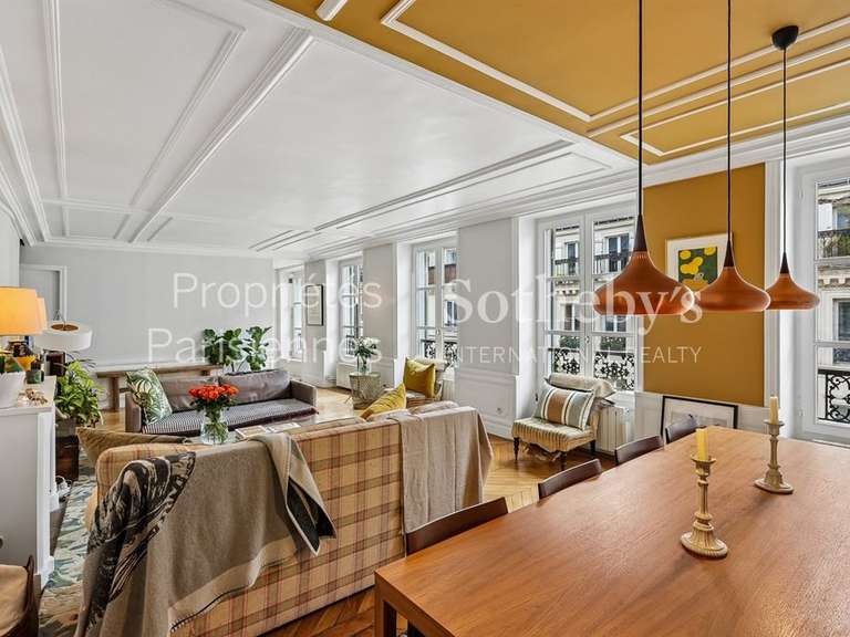 Appartement Paris 2e - 2 chambres - 98m²