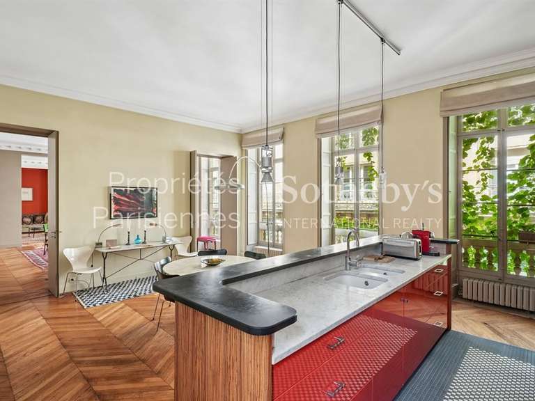Appartement Paris 2e - 2 chambres - 196m²