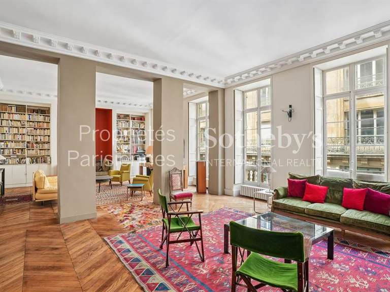 Appartement Paris 2e - 2 chambres - 196m²