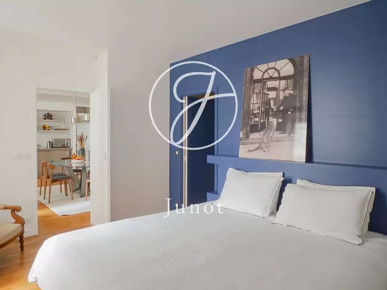 Appartement Paris 2e - 2 chambres - 118m²