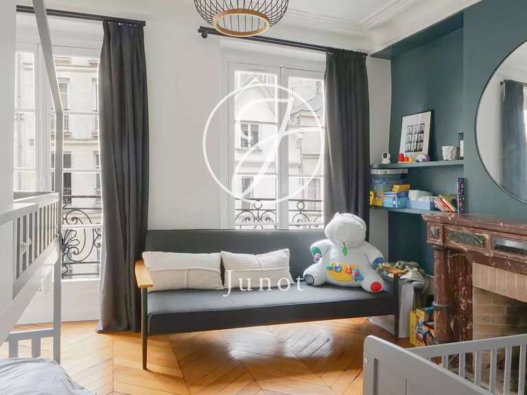 Appartement Paris 2e - 2 chambres - 118m²
