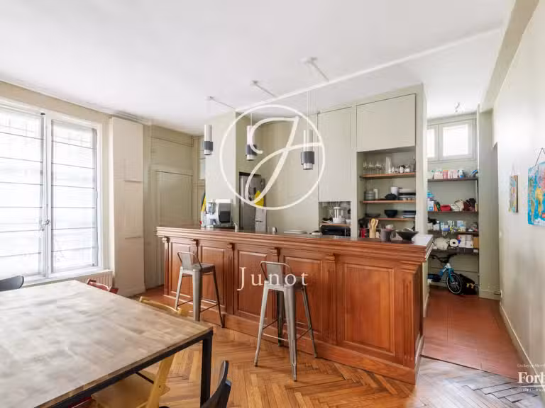 Appartement Paris 2e - 2 chambres - 89m²