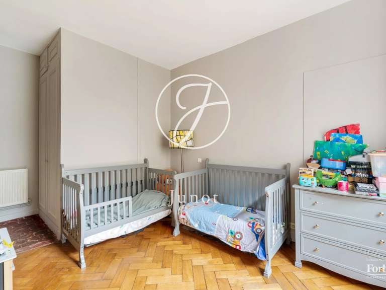 Appartement Paris 2e - 2 chambres - 89m²