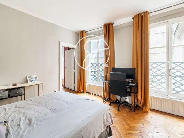 Appartement Paris 2e - 2 chambres - 89m²