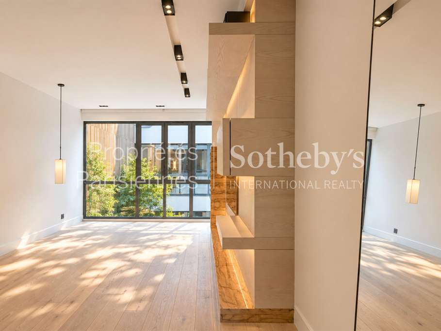 Apartment Paris 2e