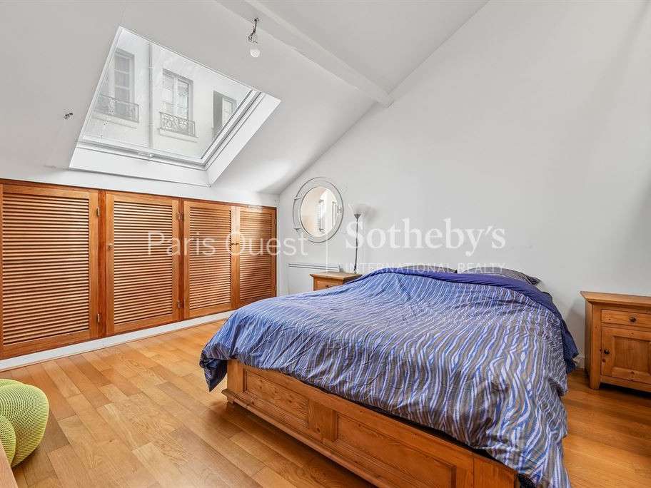 House Paris 2e