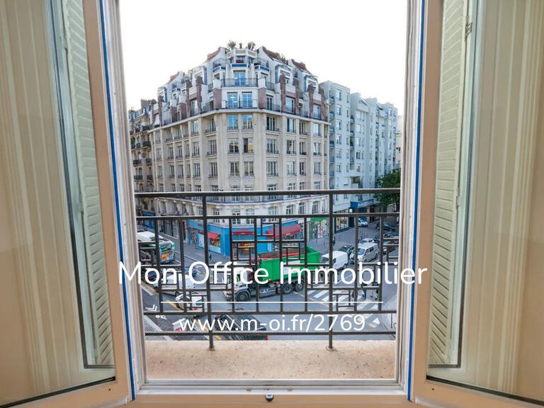 Sale Apartment Paris 3e - 4 bedrooms